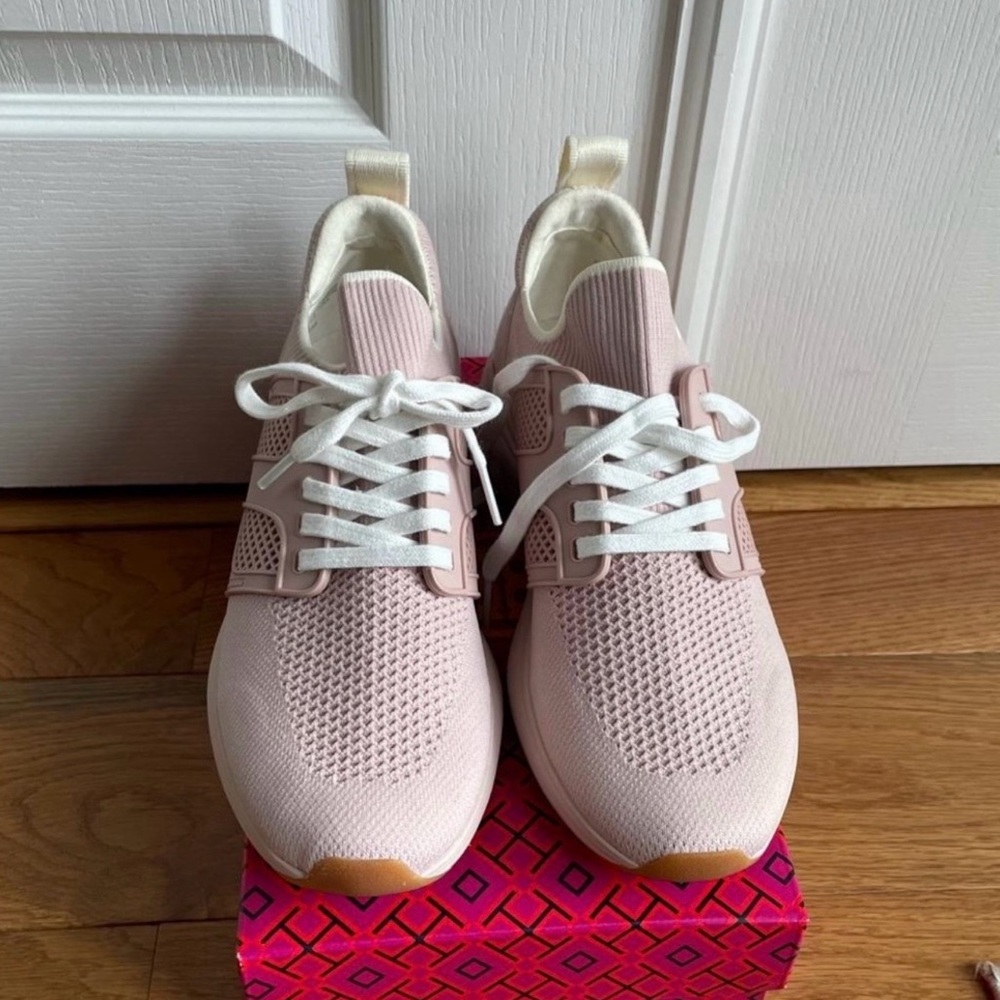 Tory Burch Sneakers